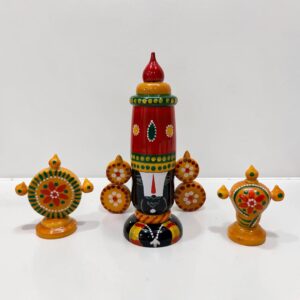 Balaji with Shanku Chakra Set (Height 7 Inches)